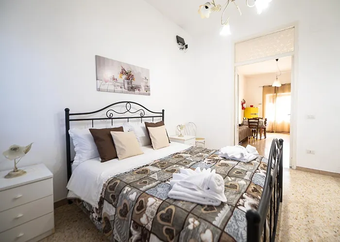 Michelangelo's Affittacamere 4*