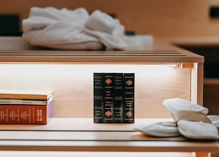 Michelangelo's Affittacamere 4*