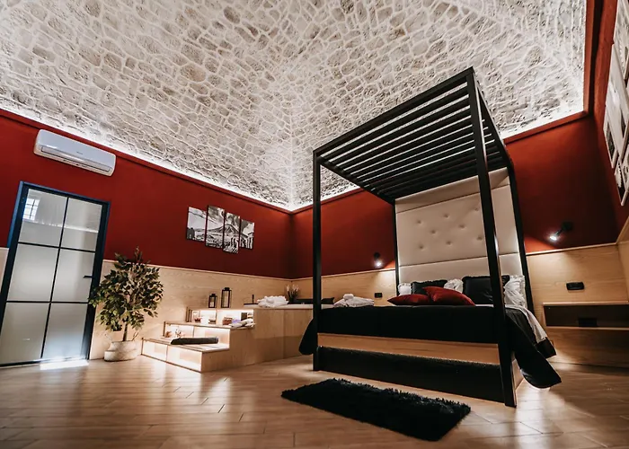 Michelangelo's Affittacamere 4*